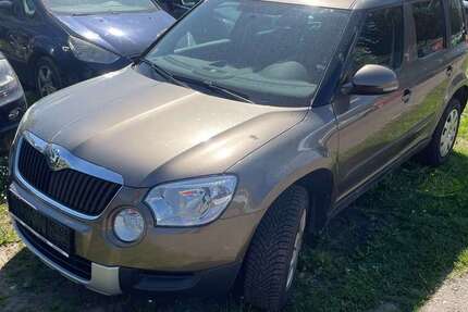 Skoda Yeti 300.000 km 2.700 &euro; Lahr/Schwarzwald 77933