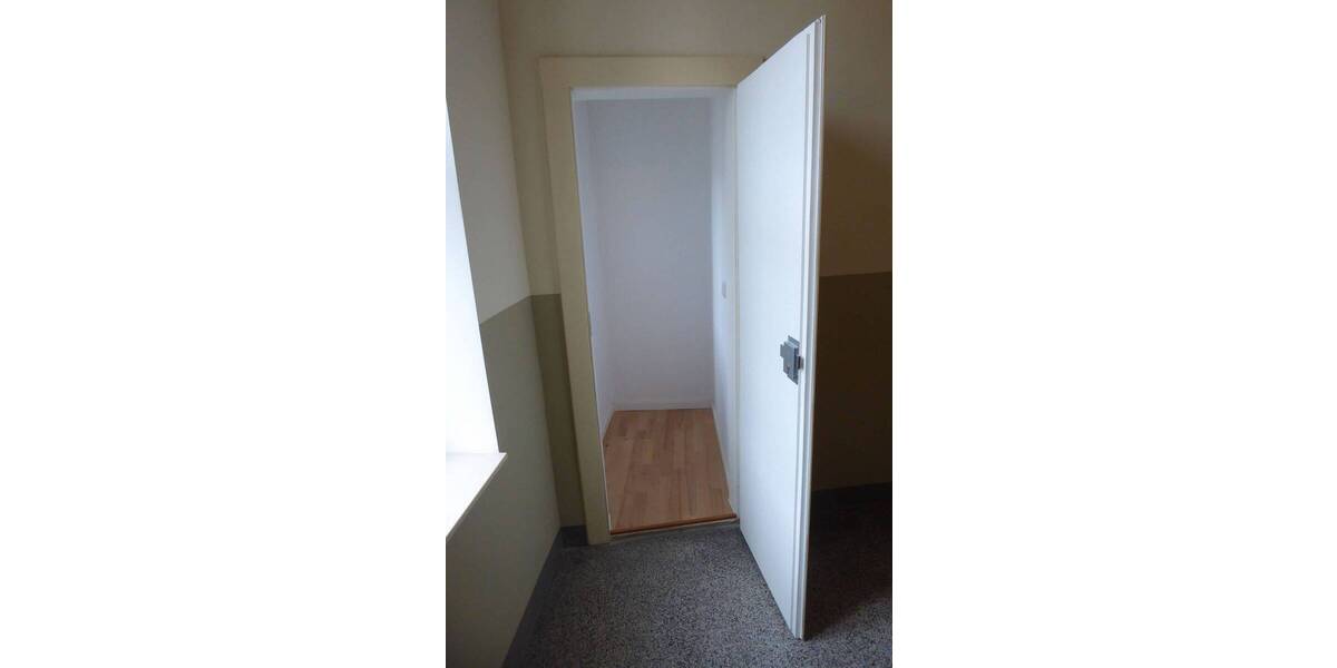 Zimmer Chemnitz Sonnenberg - 4 Zimmer, 93 m&sup2;, 700&euro; | Angebot:25985931