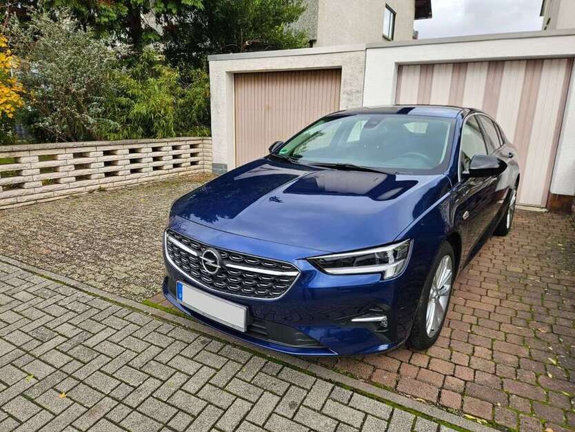 Opel Insignia 47.000 km 17.900 € Obertshausen 63179
