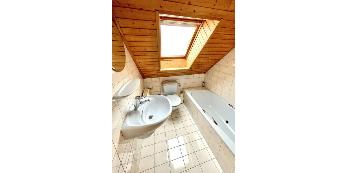 Einfamilienhaus Roetgen-Rott Rott - 8 Zimmer, 240 m&sup2;, 639.000&euro; | Angebot:26447676
