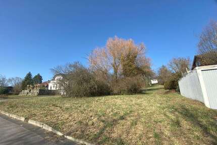 Grundstück zu verkaufen in Neuenstein 196.200 € 654 m²