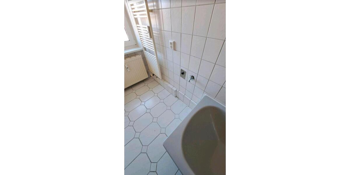 Dachgeschoßwohnung Lützow - 4 Zimmer, 78 m&sup2;, 835&euro; | Angebot:25793643