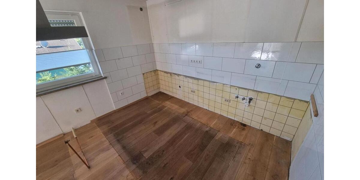 Doppelhaushälfte Neuenrade - 5 Zimmer, 168 m&sup2;, 225.000&euro; | Angebot:27151306