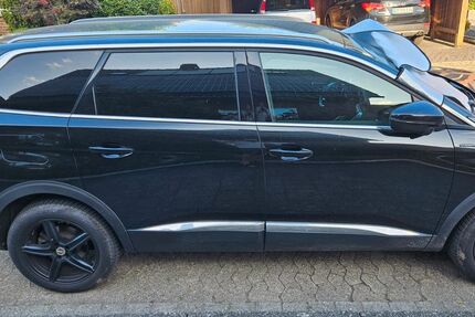 Peugeot 5008 108.149 km 15.500 &euro; Emsdetten 48282