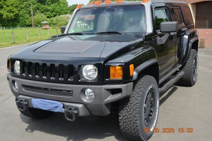 Hummer H3