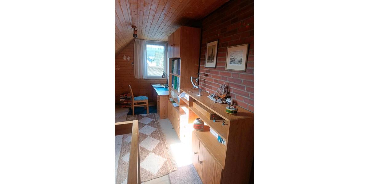 Dachgeschoßwohnung Höxter - 5 Zimmer, 106 m&sup2;, 135.000&euro; | Angebot:25953591