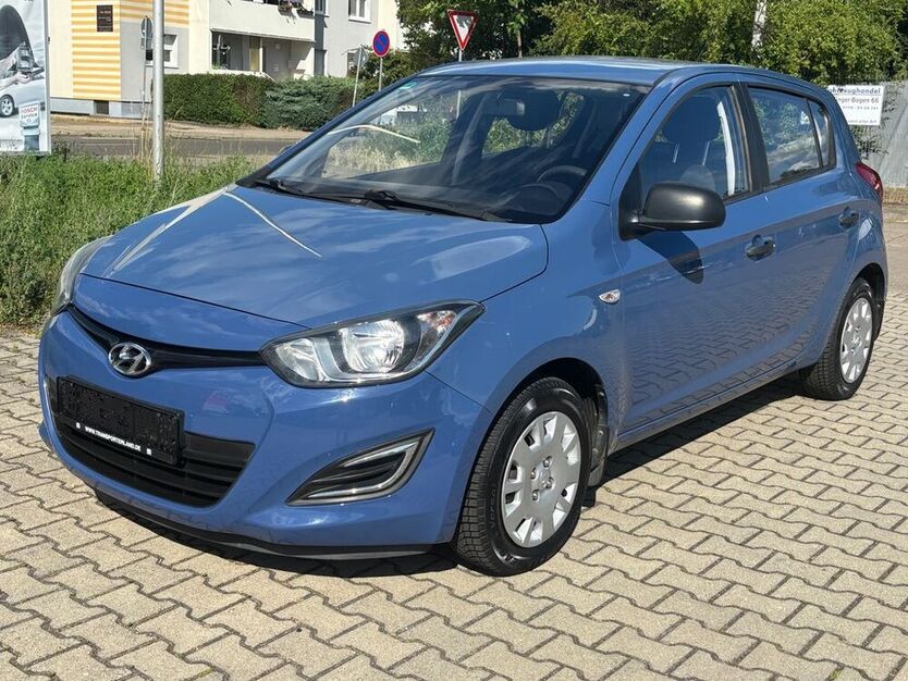 i20