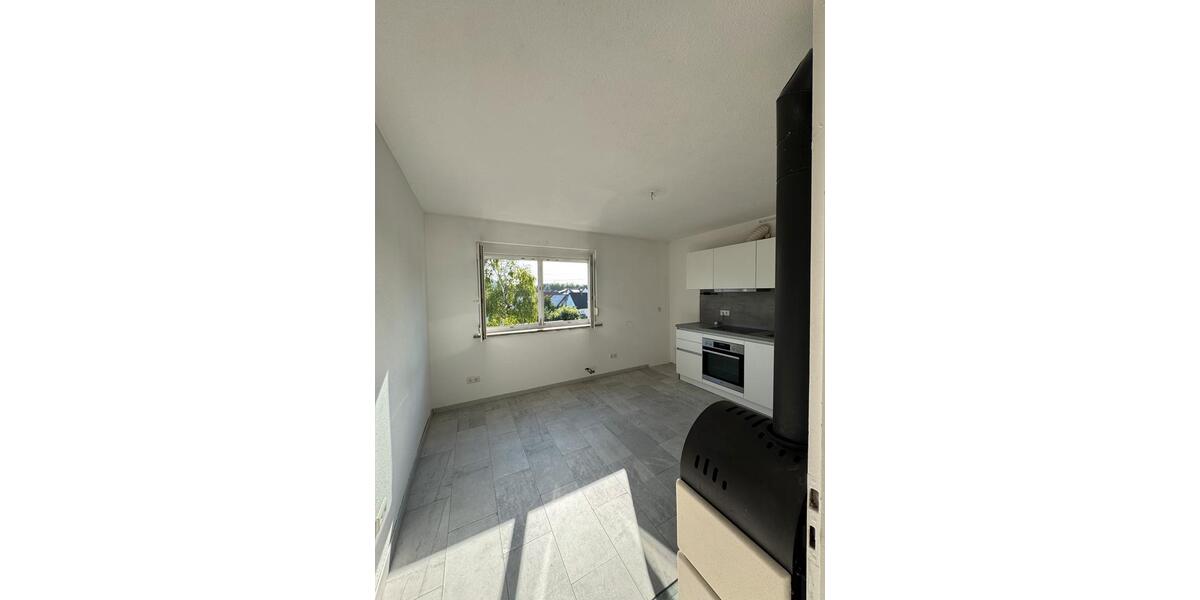 Etagenwohnung Vöhringen - 3 Zimmer, 64 m&sup2;, 1.300&euro; | Angebot:26313998