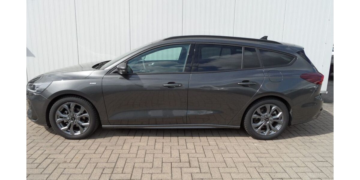 Ford Focus 12.700 km 22.500 &euro; Georgsmarienhütte 49124