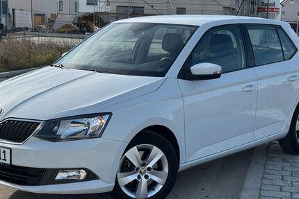 Skoda Fabia 95.000 km 10.900 € Augsburg 86153