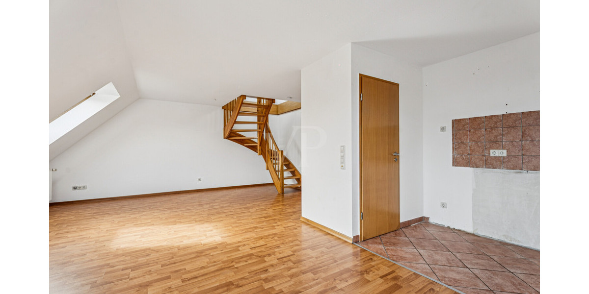 Wohnen mit Extra: Gemütliche 2-Zimmer-Dachgeschosswohnung mit Loggia und Stellplatz - Dachgeschoßwohnung Rheine Rheine | Angebot:26312081