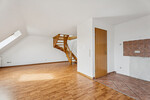 Wohnen mit Extra: Gemütliche 2-Zimmer-Dachgeschosswohnung mit Loggia und Stellplatz - Dachgeschoßwohnung Rheine Rheine | Angebot:26312081