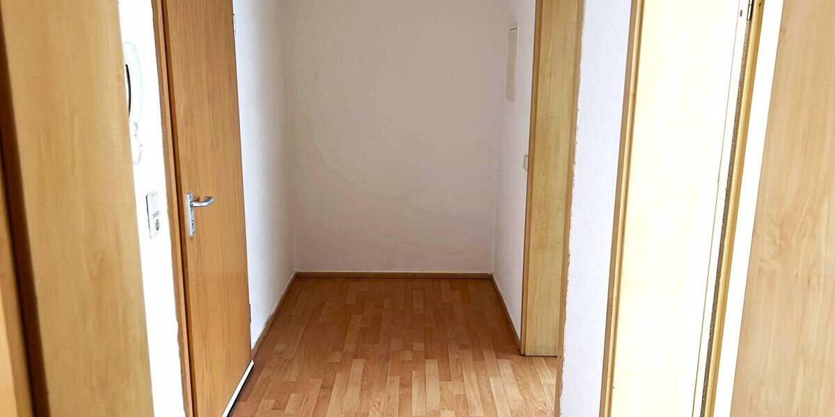 Etagenwohnung Delitzsch - 2 Zimmer, 82 m&sup2;, 150.000&euro; | Angebot:19299939