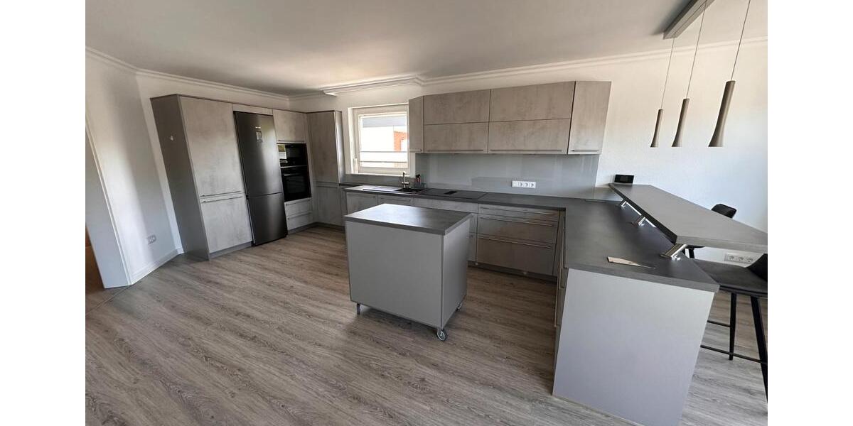 Etagenwohnung Ennepetal - 4 Zimmer, 121 m&sup2;, 1.200&euro; | Angebot:26383004