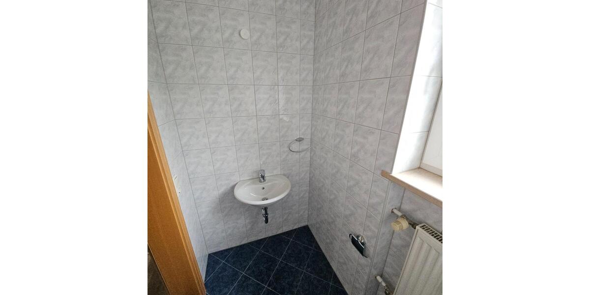 Etagenwohnung Deggendorf - 4 Zimmer, 115 m&sup2;, 1.100&euro; | Angebot:26413727