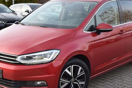 VW Touran 183.119 km 17.489 &euro; Poing 85586