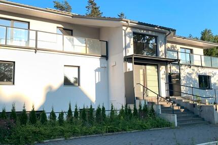 Haus Buxtehude - 3 Zimmer, 123 m&sup2;, 1.350&euro; | Angebot:24523317