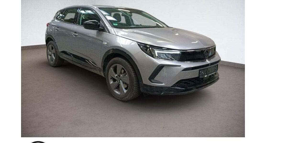 Opel Grandland (X) 7.955 km 26.990 &euro; Bremen 28779