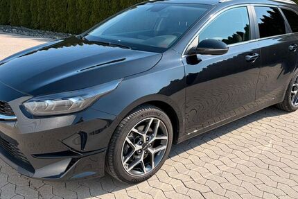 Kia ceed Sportswagon 43.000 km 21.790 &euro; Ansbach 91522
