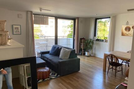 Provisionsfrei: Moderne 2-Zimmer-Whg mit Balkon und Stellplatz