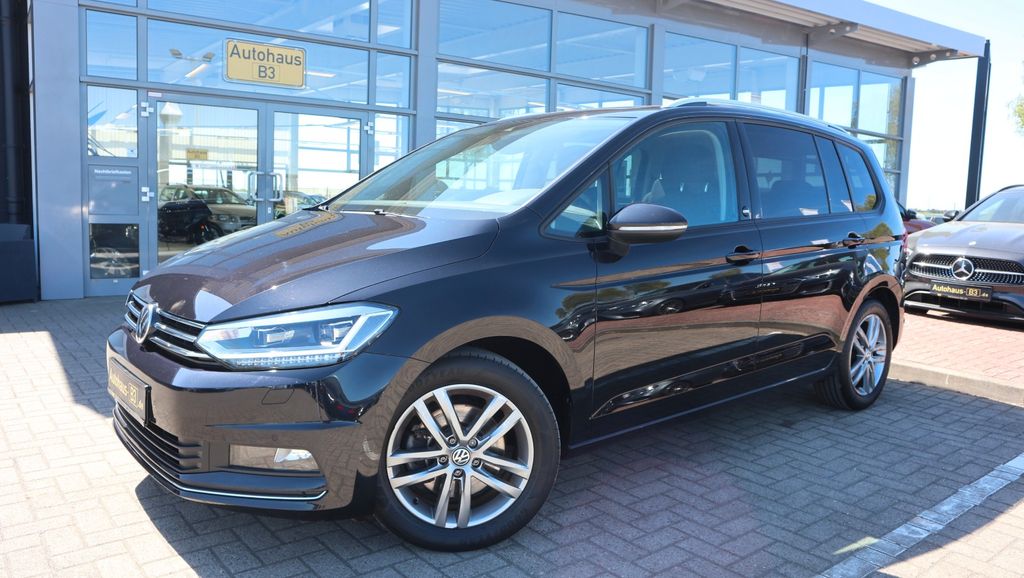 VW Touran 155.691 km 17.790 &euro; Bergen 29303