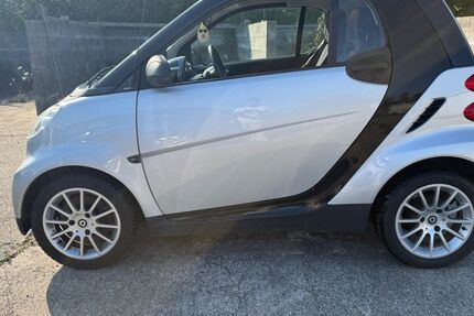 Smart ForTwo 88.850 km 3.800 &euro; Lübeck 23566