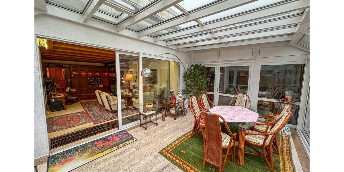 Villa Tülau - 11 Zimmer, 434 m&sup2;, 2.000&euro; | Angebot:22250385