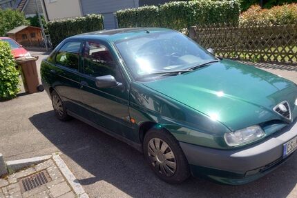 Alfa Romeo 146 137.000 km 750 € Stuttgart 70619