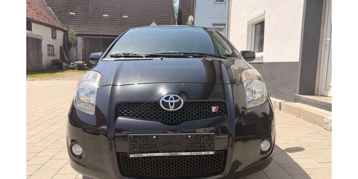 Toyota Yaris 57.000 km 4.000 &euro; Dinkelsbühl 91550