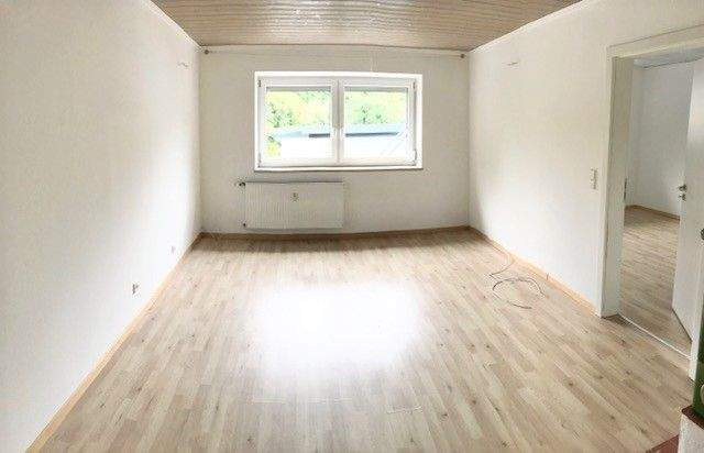 Etagenwohnung Freilassing Aumühle - 2 Zimmer, 65 m&sup2;, 750&euro; | Angebot:26343880