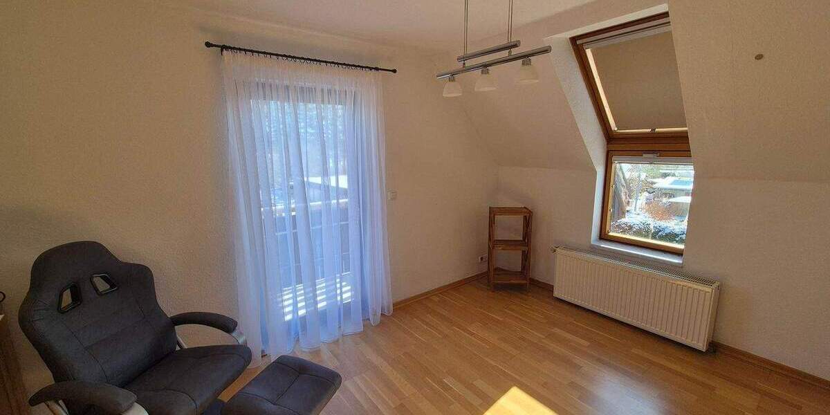 Doppelhaushälfte Sternberg - 5 Zimmer, 137 m&sup2;, 229.000&euro; | Angebot:25663710