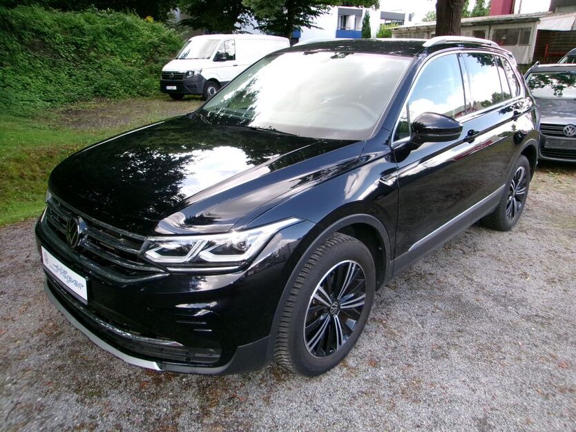 VW Tiguan 68.587 km 34.990 € Oyten 28876