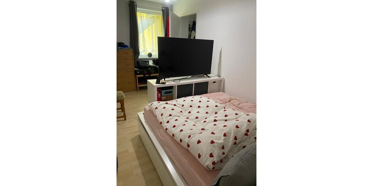 Erdgeschoßwohnung Halle (Saale) - 2 Zimmer, 53 m&sup2;, 400&euro; | Angebot:26368736