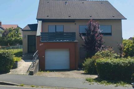 Einfamilienhaus mit Garage und Garten in Haẞfurt 5 zimmer
