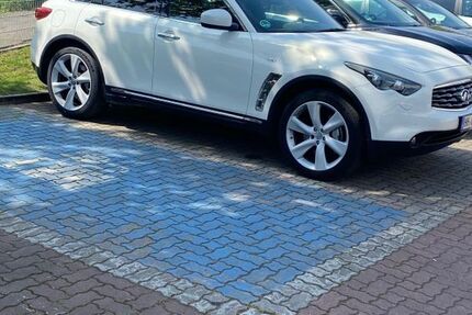 INFINITI FX