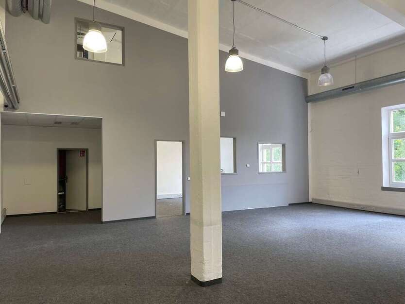 Büro in Augsburg 2.210 € 259.95 m²