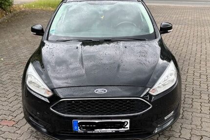 Ford Focus 228.000 km 2.900 &euro; Neunkirchen 66538