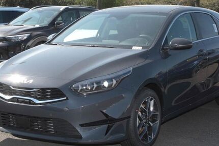 Kia ceed / Ceed 8.990 km 24.889 &euro; Aschaffenburg 63741