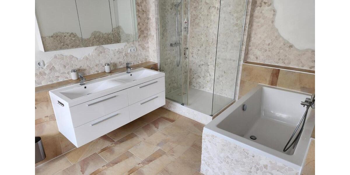 Einfamilienhaus Hundsangen - 6 Zimmer, 200 m&sup2;, 1.400&euro; | Angebot:24751486