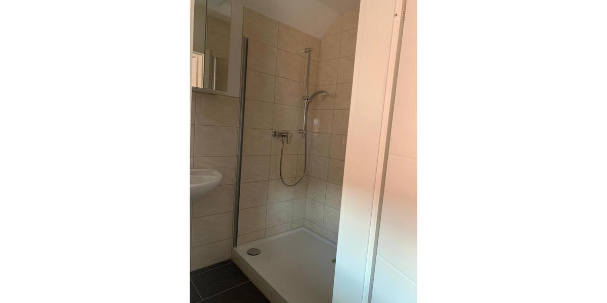 Dachgeschoßwohnung Eußenheim - 1 Zimmer, 38 m&sup2;, 390&euro; | Angebot:24748406