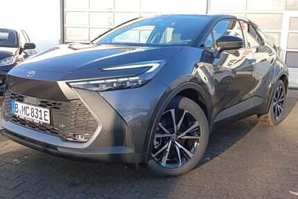 Toyota C-HR 1.200 km 43.530 &euro; Berlin 13403