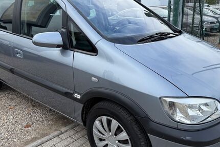 Opel Zafira 157.000 km 3.499 &euro; Essen 45355