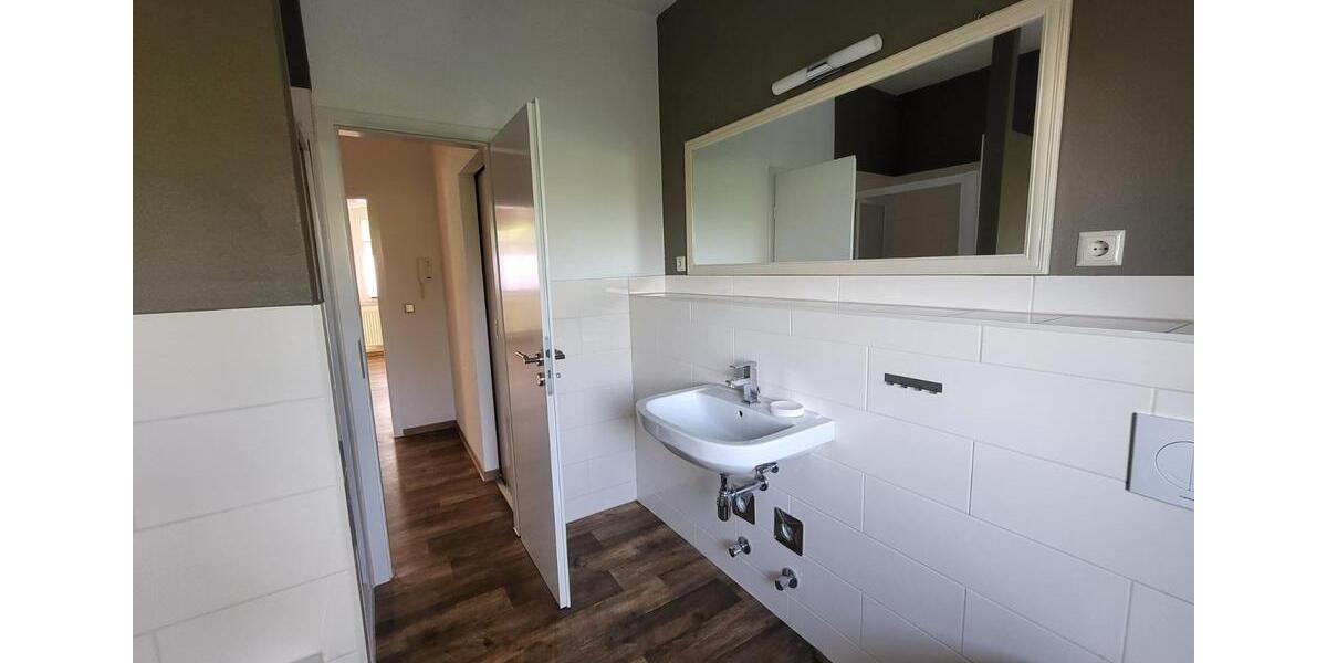Maisonettenwohnung Staßfurt - 2 Zimmer, 60 m&sup2;, 350&euro; | Angebot:26561558