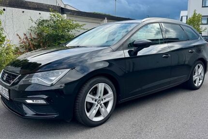 Seat Leon 96.658 km 13.300 € Düsseldorf 40489