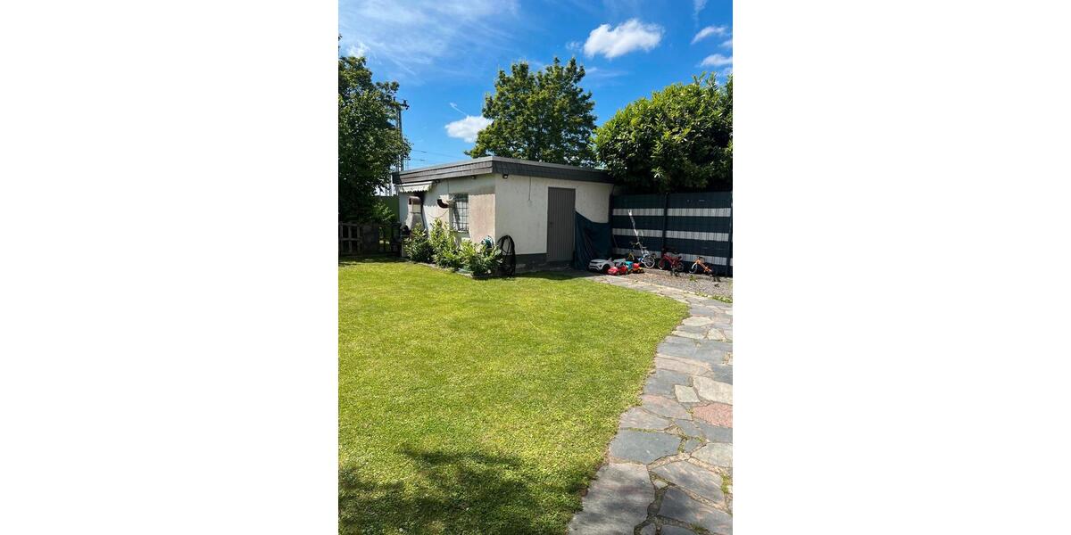 Mehrfamilienhaus, Wohnhaus Bürstadt - 9 Zimmer, 231 m&sup2;, 548.000&euro; | Angebot:26764196