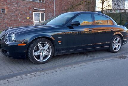 Jaguar S-Type 198.000 km 7.900 &euro; Bergkamen 59192