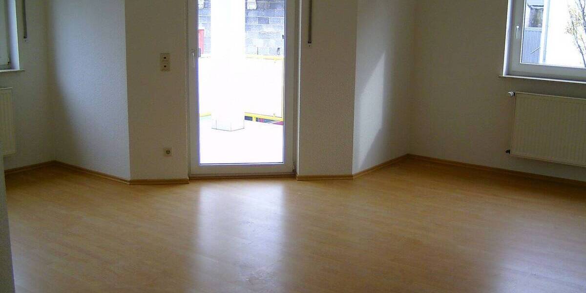 Etagenwohnung Weißenthurm - 5 Zimmer, 105 m&sup2;, 890&euro; | Angebot:26657060