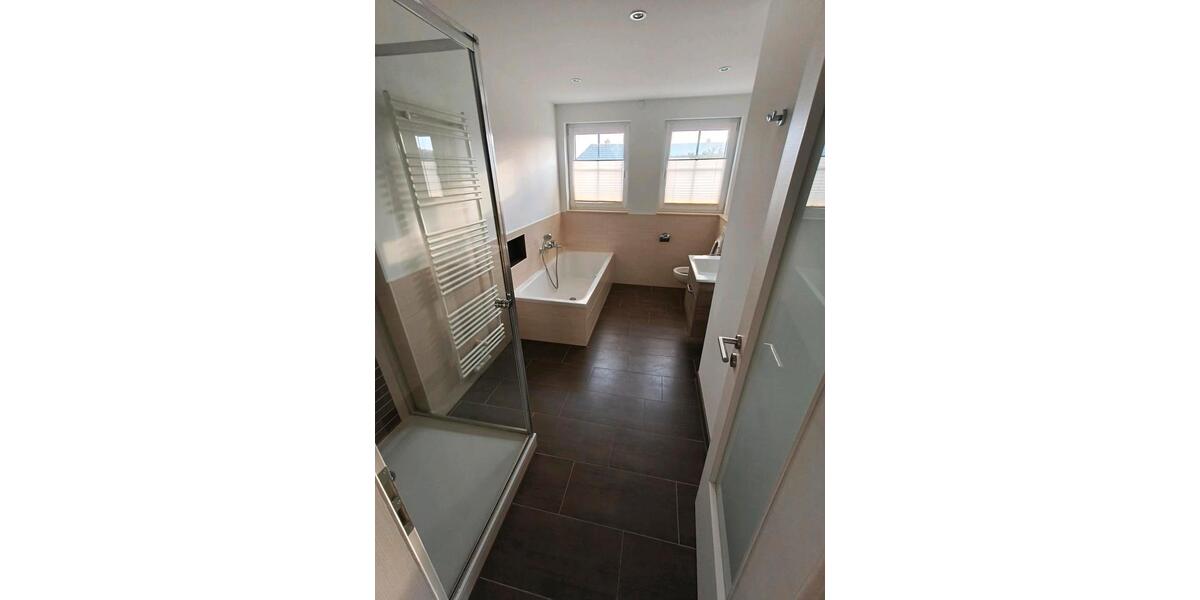 Dachgeschoßwohnung Leipzig Ost - 4 Zimmer, 100 m&sup2;, 325.000&euro; | Angebot:26854340