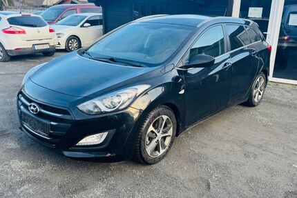 Hyundai i30 104.153 km 7.999 &euro; Salzgitter 38259