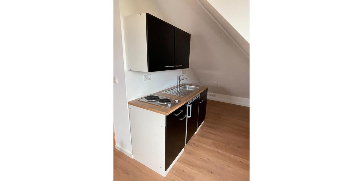 Dachgeschoßwohnung Uhldingen-Mühlhofen Mühlhofen - 1 Zimmer, 22 m&sup2;, 400&euro; | Angebot:26414080